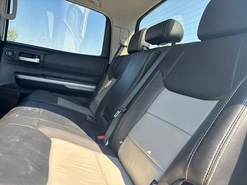 Used 2019 Toyota Tundra SR5 AWD/4WD image 7