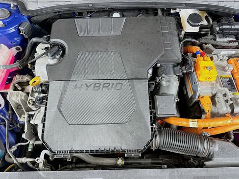 Used 2021 Hyundai Elantra Limited FWD image 34