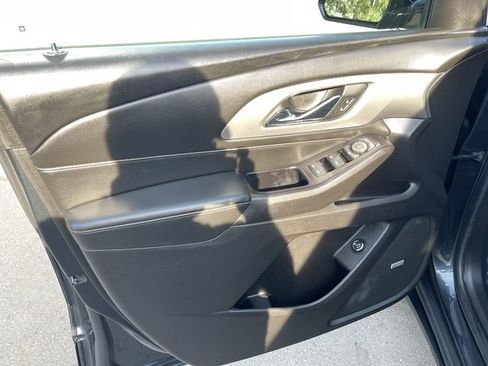 Used 2018 Chevrolet Traverse LT AWD/4WD image 10