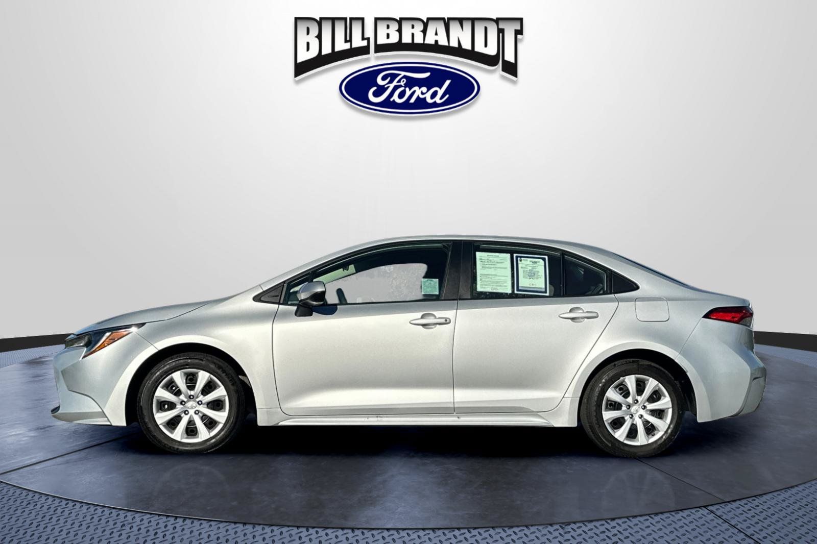 Used 2024 Toyota Corolla LE FWD image 6