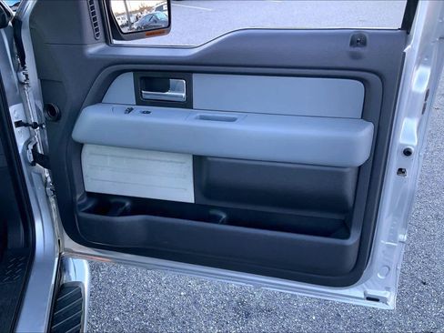 Used 2013 Ford F150 XLT w/ XLT Chrome Pkg image 21