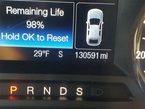 Used 2017 Ford Edge SEL image 12