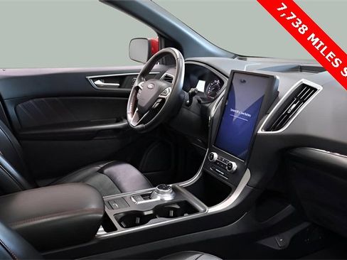 Used 2022 Ford Edge ST-Line image 19