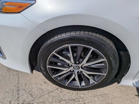 Used 2023 Toyota Camry XLE w/ Navigation Package FWD image 7