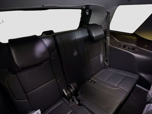 Used 2018 GMC Yukon SLT RWD image 29