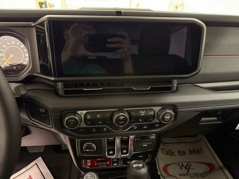 New 2025 Jeep Wrangler Rubicon w/ Safety Group image 17