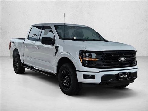 New 2026 Ford F150 XLT w/ XLT Black Appearance Package AWD/4WD image 8