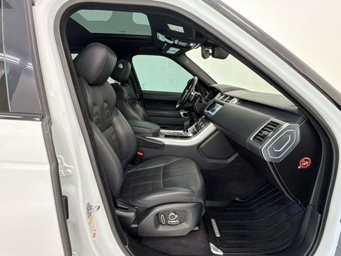 Used 2017 Land Rover Range Rover Sport HSE Dynamic image 31