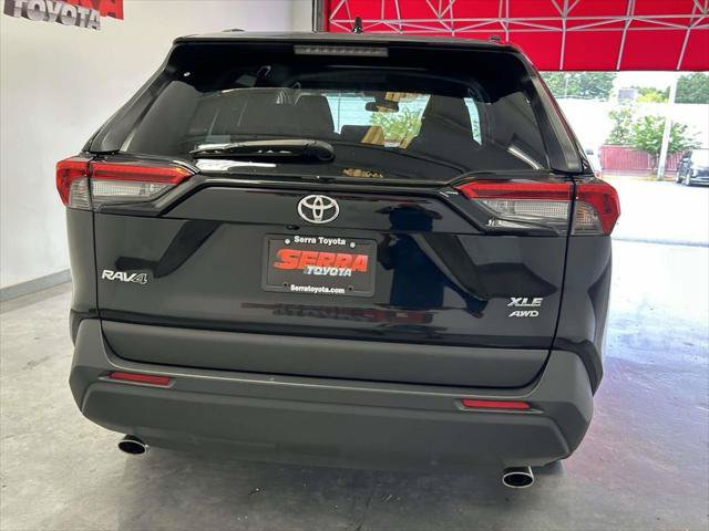 Certified 2025 Toyota RAV4 XLE AWD/4WD image 4