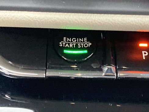 New 2025 Lincoln Corsair FWD w/ Equipment Group 101A image 24