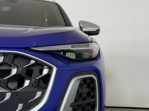 New 2026 Audi SQ5 Premium Plus image 11