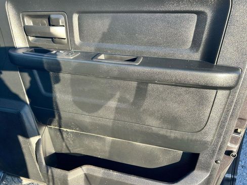 Used 2021 RAM 3500 Tradesman w/ Chrome Appearance Group image 11