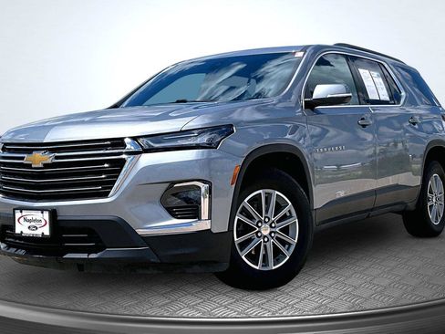 Used 2023 Chevrolet Traverse LT w/ LPO, Floor Liner Package AWD/4WD image 1