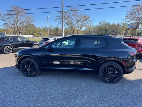 New 2026 Chevrolet Equinox EV RS image 5