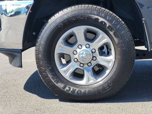 Used 2025 RAM 2500 Big Horn AWD/4WD image 12