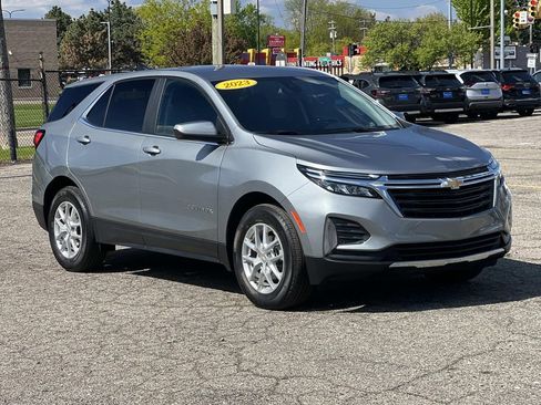 Used 2023 Chevrolet Equinox LT FWD image 7