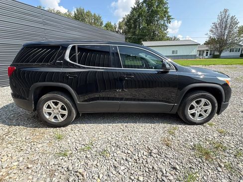 Used 2017 GMC Acadia SLE w/ LPO, Floor Liner Package FWD image 4