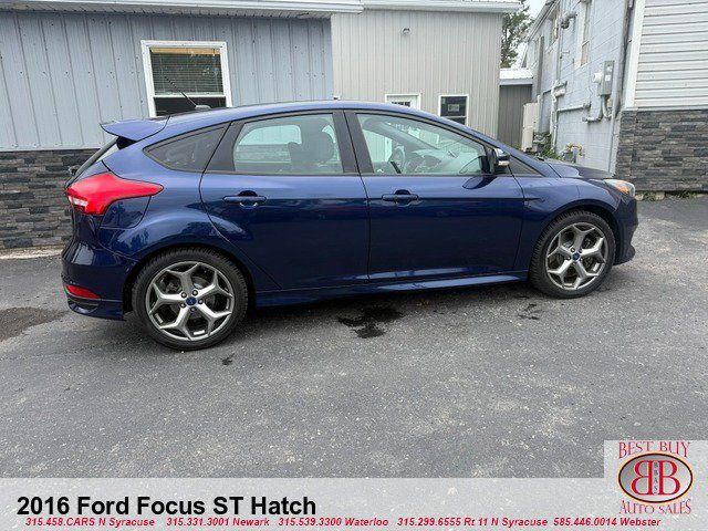 Used 2016 Ford Focus ST FWD image 8