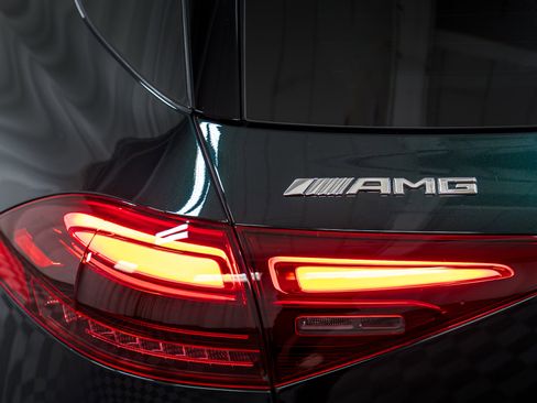 Certified 2025 Mercedes-Benz GLE 53 AMG 4MATIC image 35