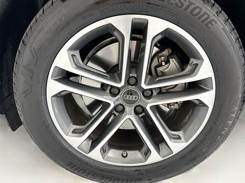 Certified 2025 Audi Q5 Premium Plus w/ Premium Plus image 29