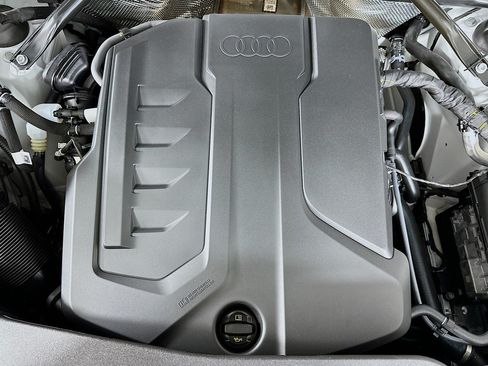 New 2025 Audi Q5 Premium Plus AWD/4WD image 12