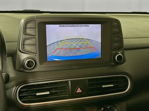 Used 2018 Hyundai Kona SE FWD image 11