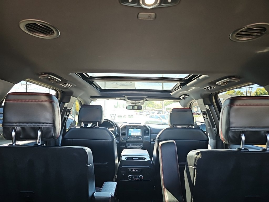 Used 2019 Ford Expedition Limited w/ Equipment Group 303A AWD/4WD image 23