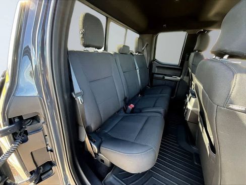 Used 2016 Ford F150 XLT w/ Equipment Group 302A Luxury AWD/4WD image 26