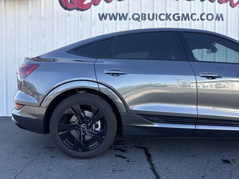 Used 2023 Audi e-tron Premium w/ Convenience Plus Package image 40