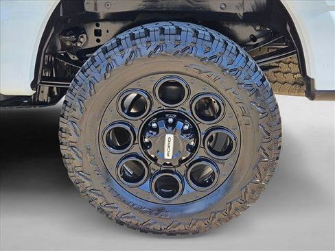 Used 2024 Ford F250 XLT w/ Black Appearance Package AWD/4WD image 24