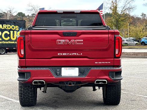 Used 2022 GMC Sierra 1500 Denali w/ Denali Premium Package image 22