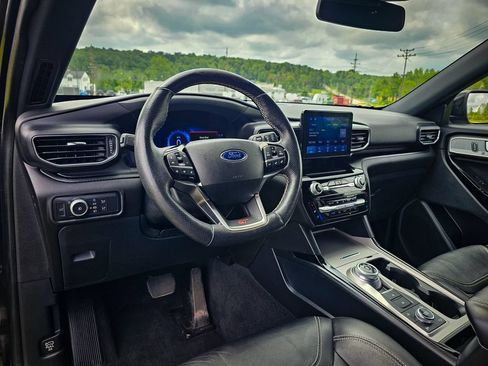 Used 2022 Ford Explorer ST w/ Equipment Group 401A AWD/4WD image 13