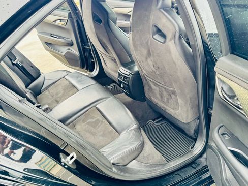 Used 2016 Cadillac ATS V w/ Luxury Package image 47