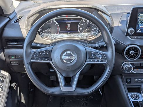 Used 2025 Nissan Sentra SV FWD image 19