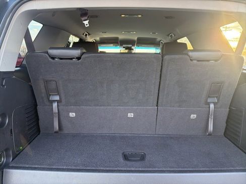 Used 2017 Chevrolet Tahoe LT image 33