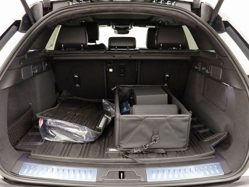 New 2026 Land Rover Range Rover Velar Autobiography AWD/4WD image 18