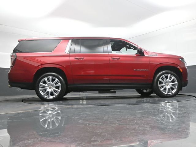Used 2022 Chevrolet Suburban High Country AWD/4WD image 59