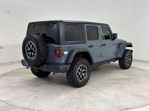 Used 2024 Jeep Wrangler Unlimited Rubicon w/ Safety Group AWD/4WD image 9