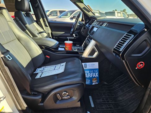 Used 2017 Land Rover Range Rover Supercharged image 19