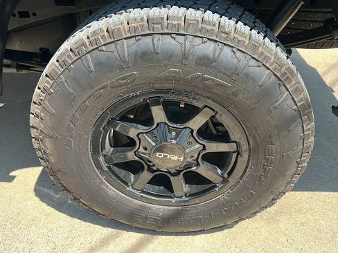 Used 2015 Ford F150 XLT w/ Equipment Group 301A Mid image 12