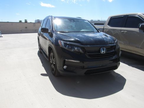 Used 2022 Honda Pilot Special Edition image 2