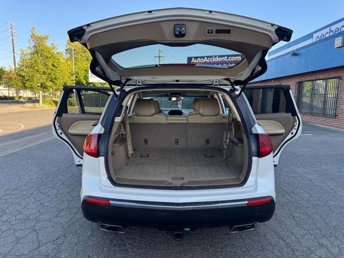 Used 2013 Acura MDX w/ Technology & Entertainment AWD/4WD image 16