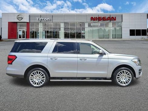 Used 2024 Ford Expedition Max Limited AWD/4WD image 3