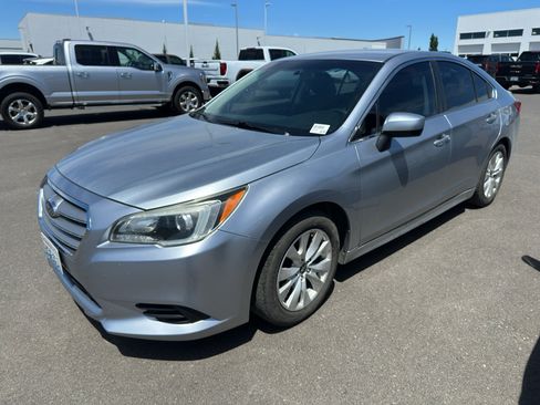 Used 2016 Subaru Legacy 2.5i Premium AWD/4WD image 1