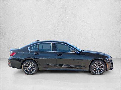 Used 2020 BMW 330i xDrive Sedan image 4
