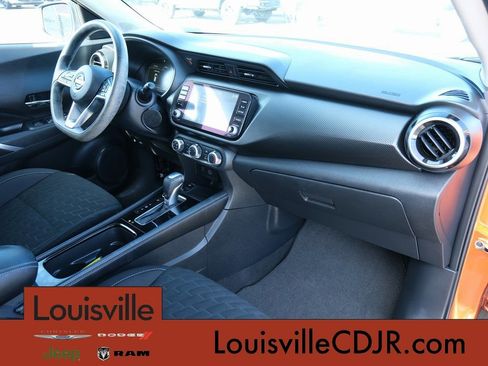 Used 2023 Nissan Kicks SV FWD image 30