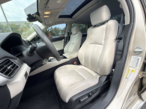 Used 2018 Honda Accord EX image 12
