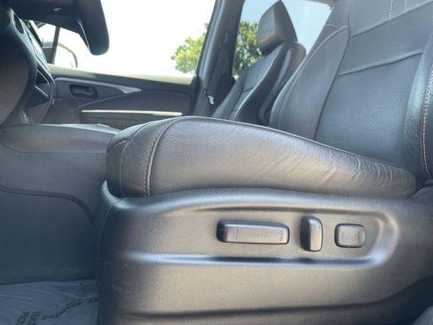Used 2023 Honda Passport TrailSport image 21