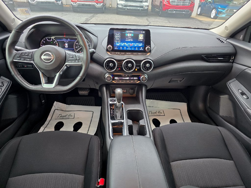 Used 2025 Nissan Sentra SV w/ All-Weather Package FWD image 3