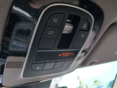 Used 2022 Hyundai Santa Fe Limited image 22